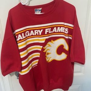 Vintage Calgary Flames short sleeve crewneck